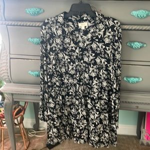 Gorgeous cute longer top!